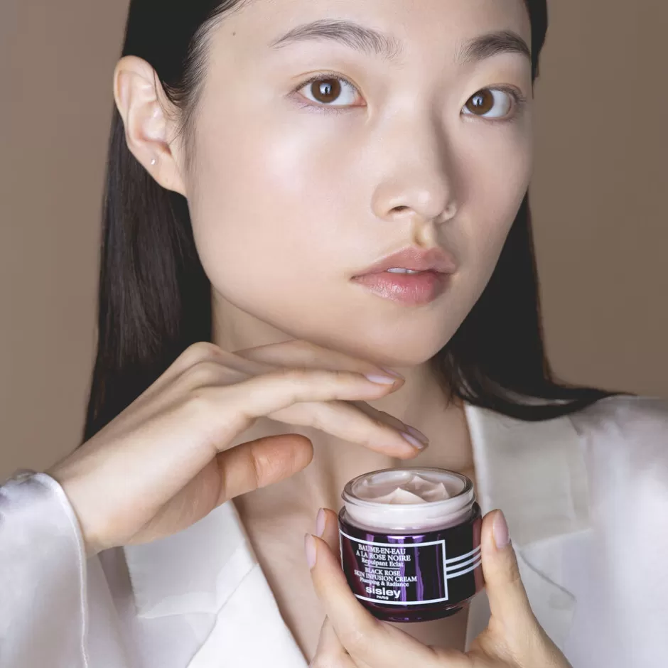 black_rose_skin_infusion_cream_4.webp SISLEY PARIS Black Rose Skin Infusion Cream Online