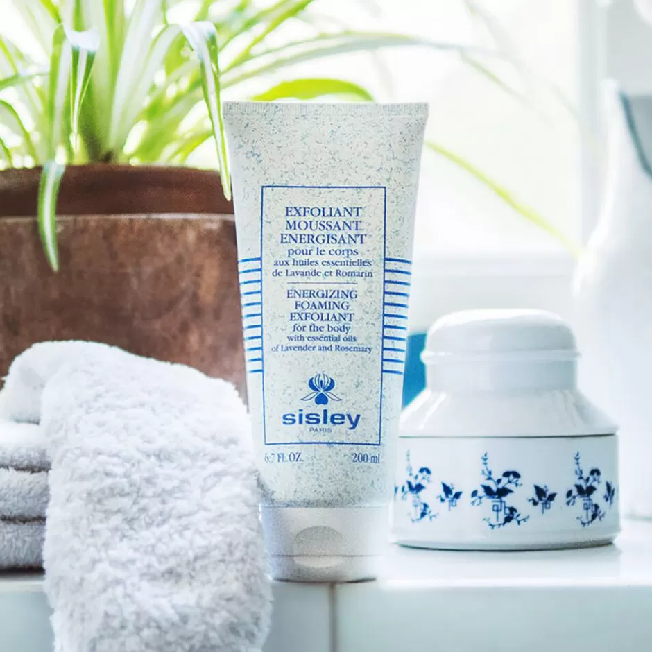energizing_foaming_exfoliant_for_the_body_2.webp SISLEY PARIS Energizing Foaming Exfoliant for the Body Hot