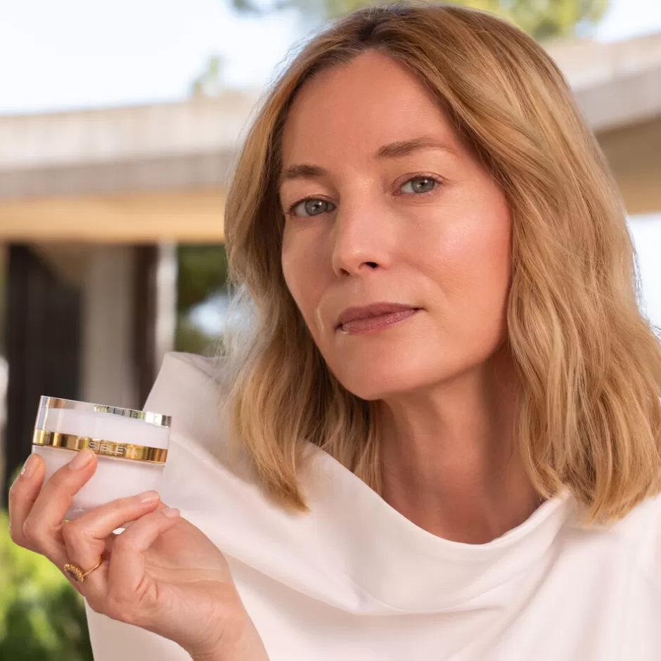 sislea_lintgral_antige_extrarich_3.webp SISLEY PARIS Sisleÿa L'Intégral Anti-Âge Extra-Rich Discount